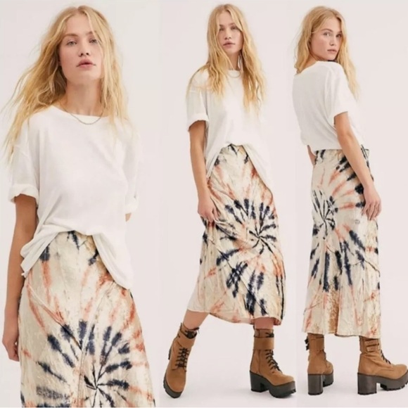 Free People 😀 XS Tie Dye Velvet Midi Serious Swagger Skirt Cream Navy Pink Rust - Picture 1 of 12